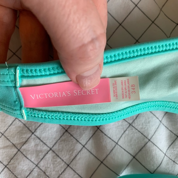 Victoria’s Secret Bikini Top - Picture 3 of 3